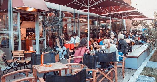 Sophie Caffe & Snacks